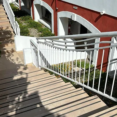 Chiusurelle Village