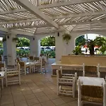 酒店 Chiusurelle Village 4*