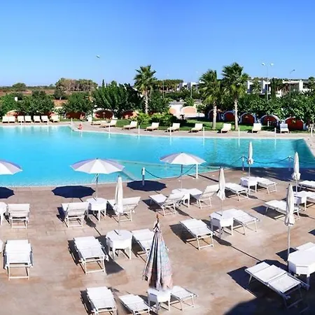 Chiusurelle Village 4*